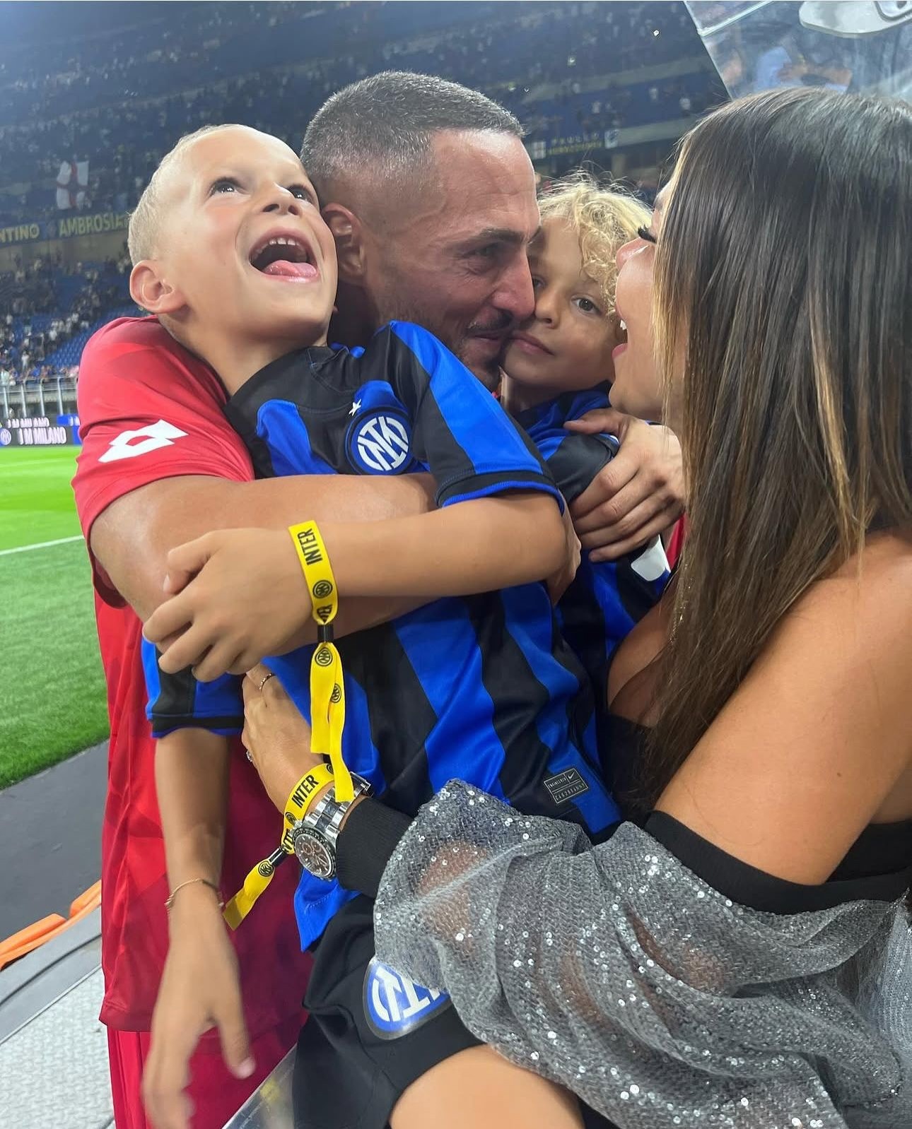 LuNcQ, src, 国脚丹布罗 LuNcQ, src, 国脚丹布罗