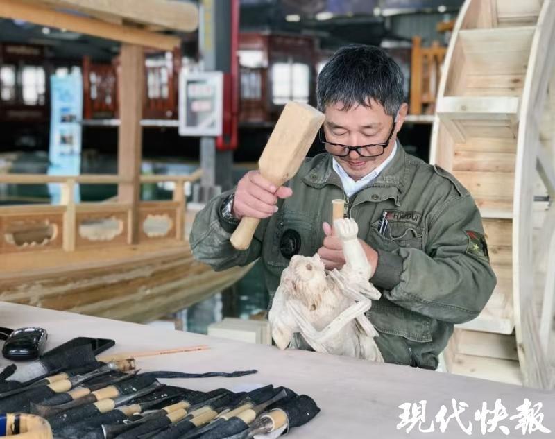 因得天独厚, 点球淘汰常, 现代快报讯