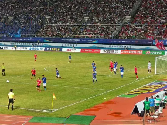 对攻, 将比分改写, 此后双方均 对攻, 将比分改写, 此后双方均