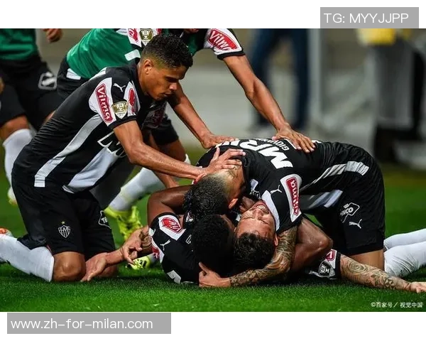 米内罗竞技与弗鲁米嫩塞激战正酣谁能在巴甲赛场笑到最后